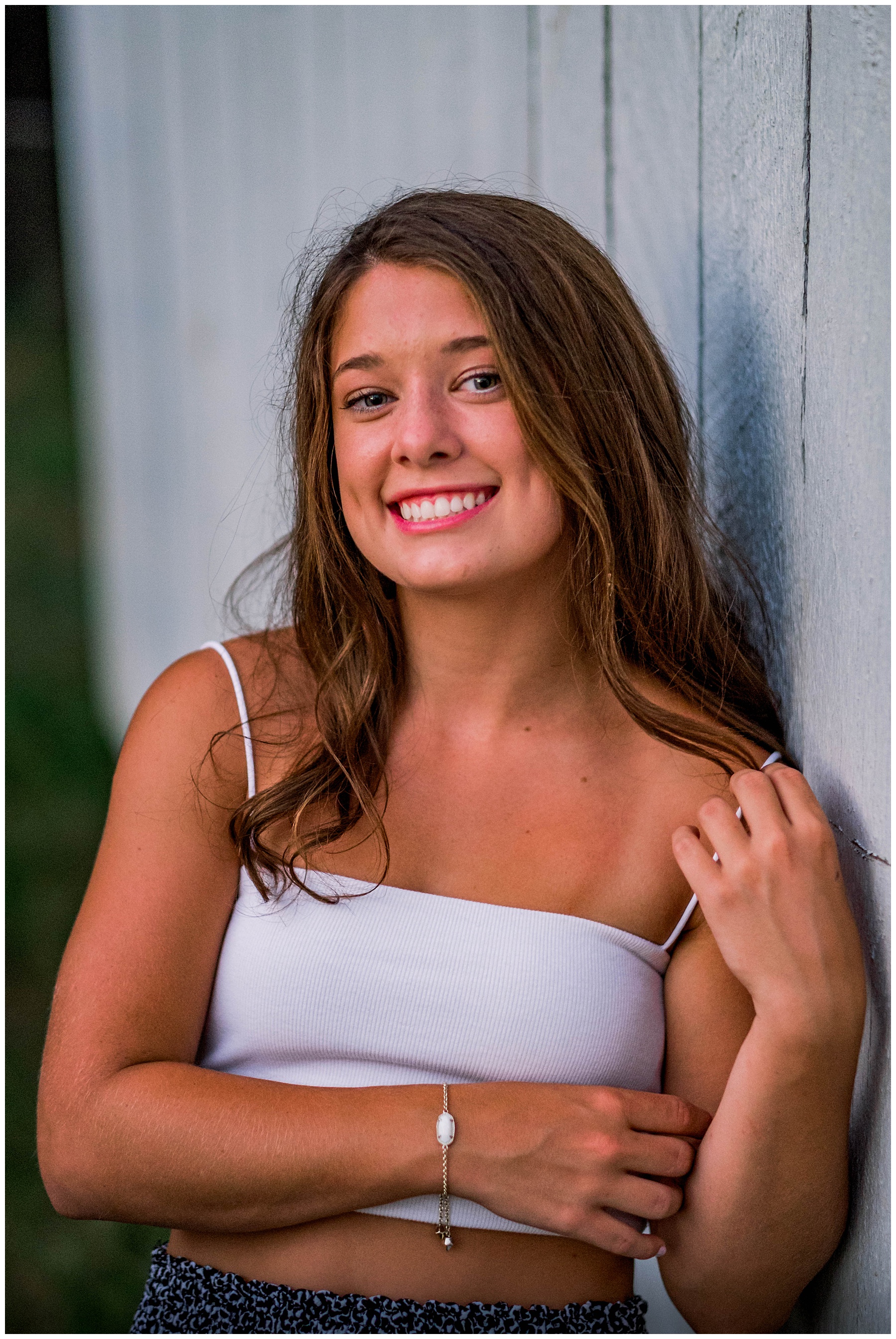 Young girl posing during senior session in Nashville