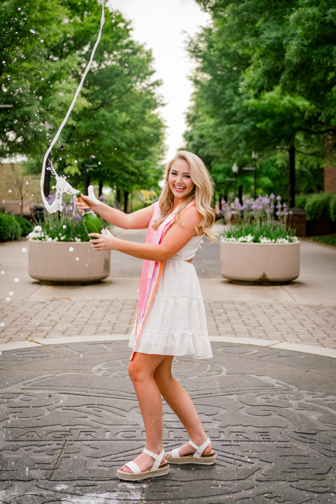 university of tennessee senior popping champagne