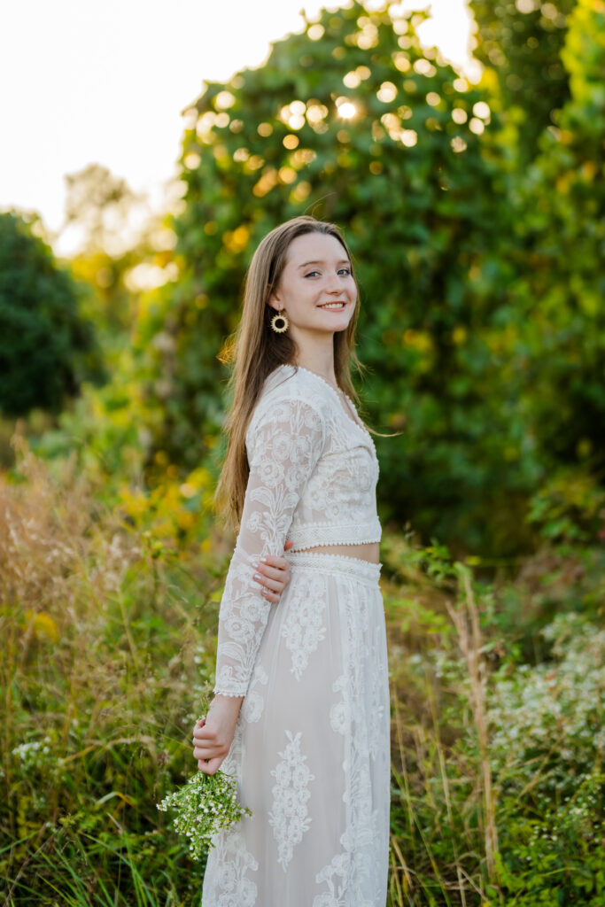 Micaela's boho senior session in Chattanooga, Tennessee | Bess Pics
