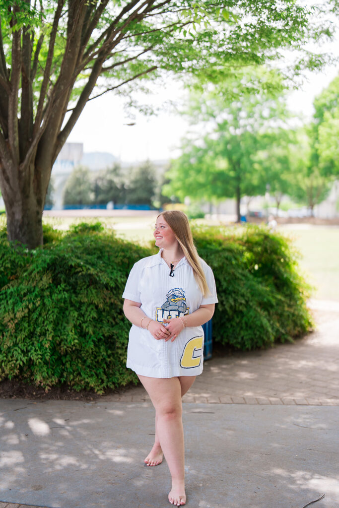 Lauren in a custom UTC outfit during Chattanooga senior session | Bess Pics | University of Tennessee at Chattanooga senior